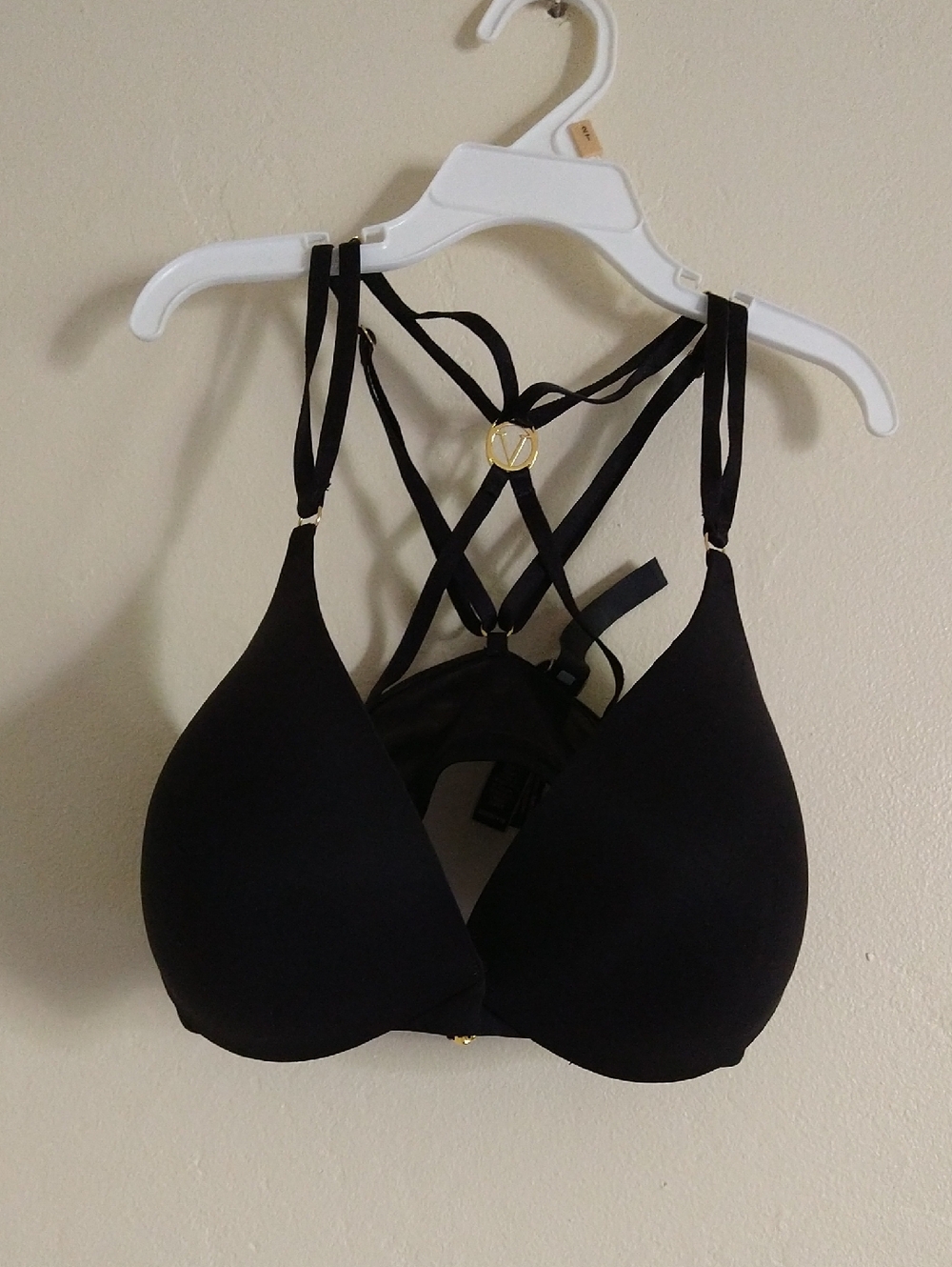 Victoria's Secret Uplift Plunge Black Strappy Push-Up Bra with Gold Accent 32DDD